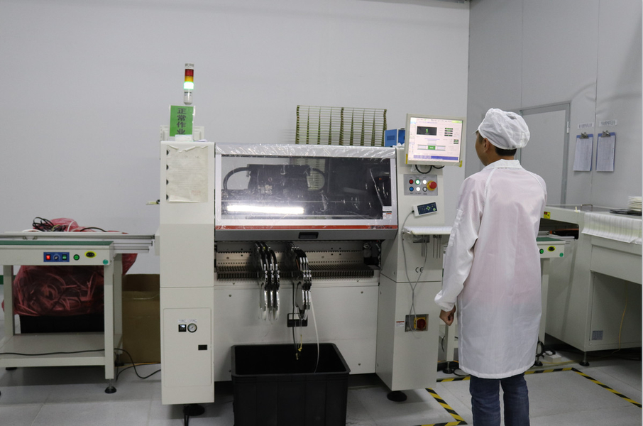 SHENZHEN WEERSOM OPTOELECTRONIC CO.,LTD linea di produzione del produttore